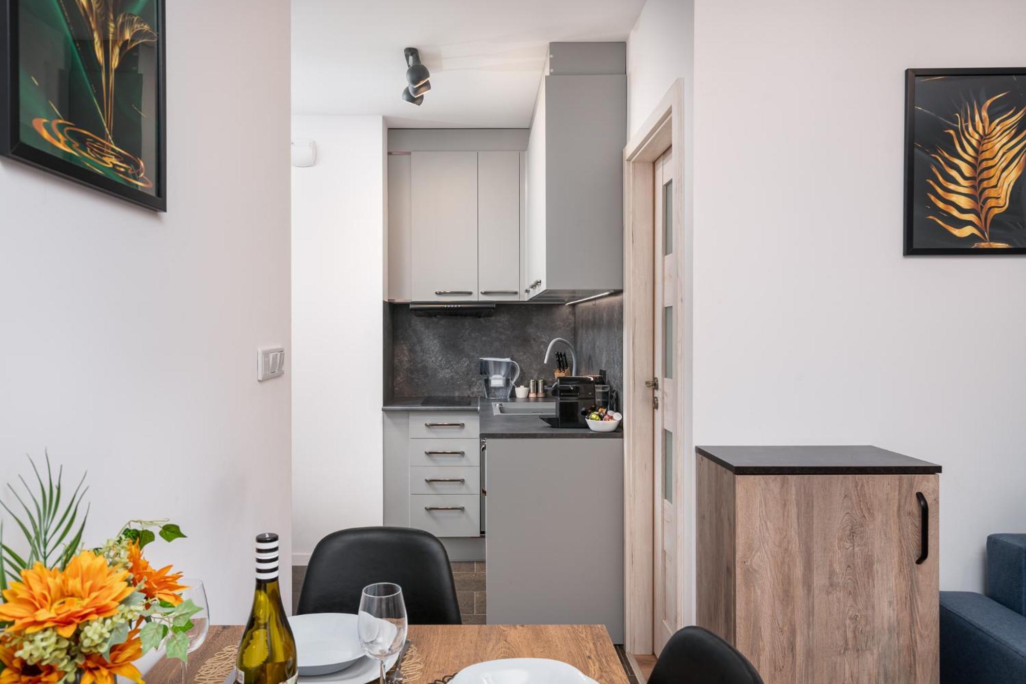 Apartwro 3Th - Apartament Przy Dworcu Glownym Pkp, Balkon, Garaz, Rowery Wrocław Eksteriør billede